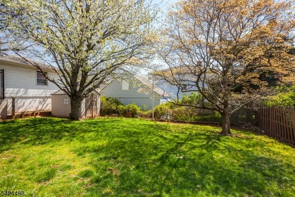 $475,000 | 116 East 10th Street, Linden, NJ 07036