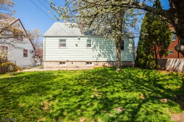 $475,000 | 116 East 10th Street, Linden, NJ 07036