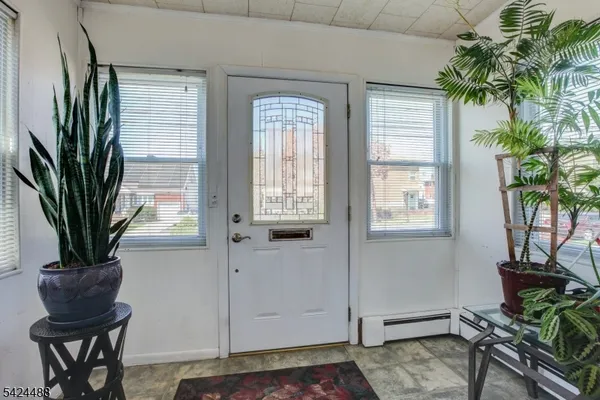 $475,000 | 116 East 10th Street, Linden, NJ 07036