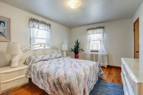 $475,000 | 116 East 10th Street, Linden, NJ 07036