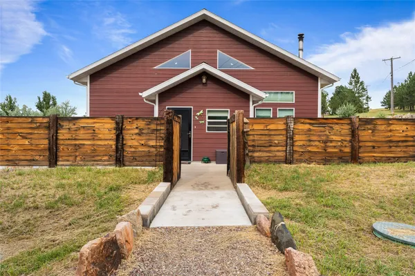 $610,000 | 500 31st Avenue South, Great Falls, MT 59405