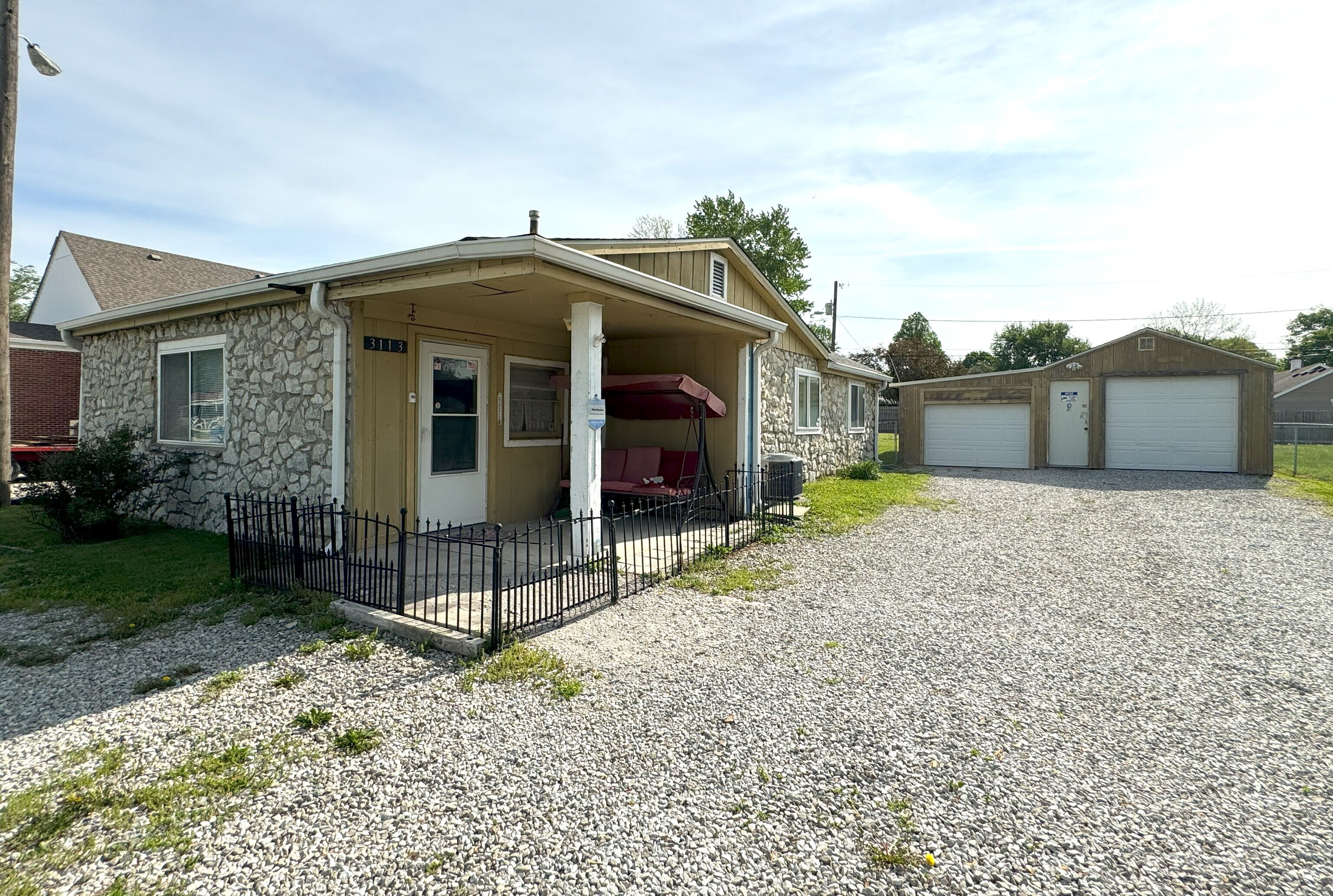 3113 South Holt Road Indianapolis, IN 46221 - Photo 1 of 25 Gallery Image 1