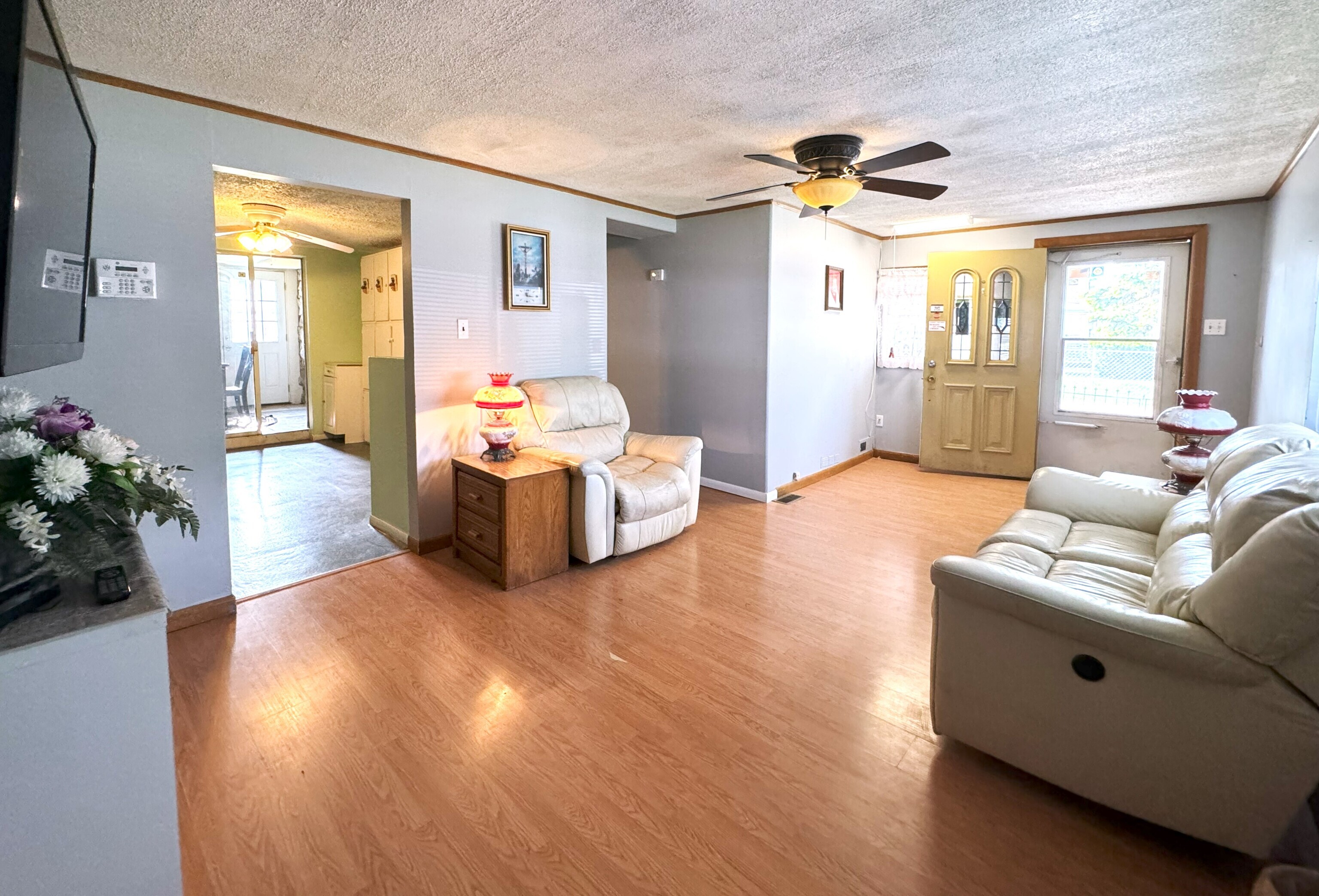 3113 South Holt Road Indianapolis, IN 46221 - Photo 5 of 25 Gallery Image 5
