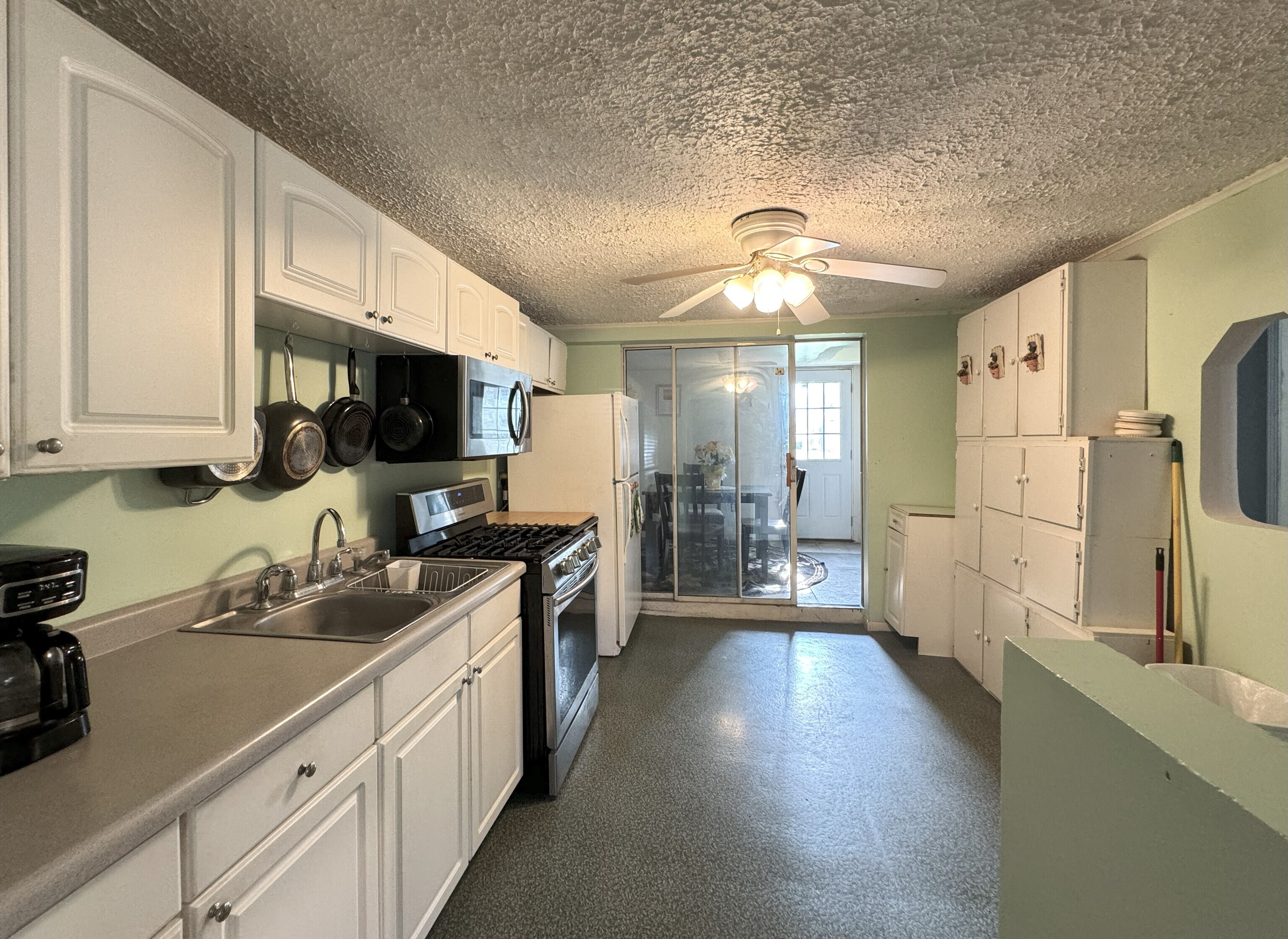 3113 South Holt Road Indianapolis, IN 46221 - Photo 7 of 25 Gallery Image 7