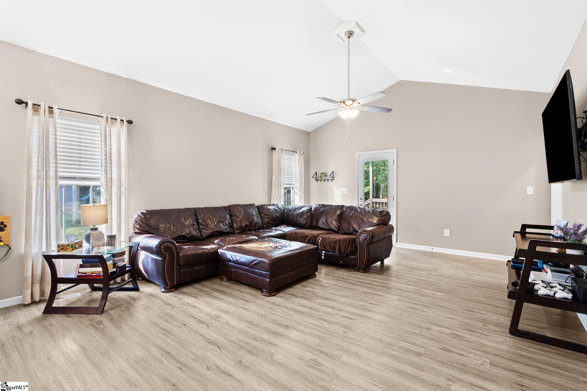 104 Tillotson Road Anderson, SC 29621 - Photo 2 of 50
