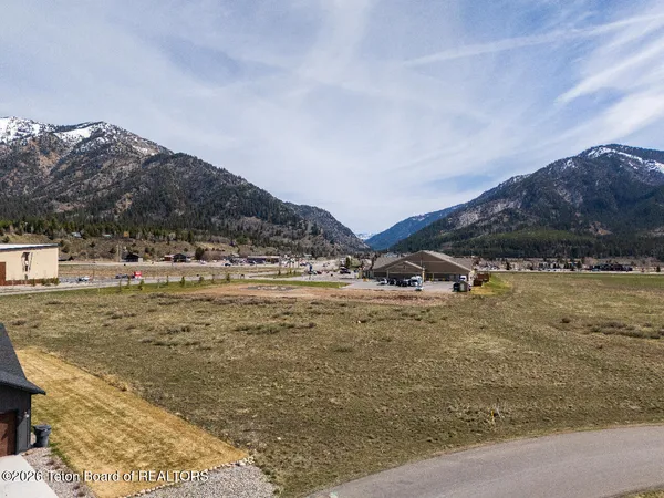 $175,000 | 12 Aster Loop, Alpine, WY 83128