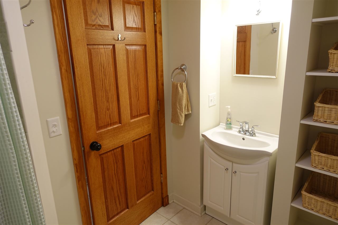 246 Highview Road Traverse City, MI 49696 - Photo 36 of 44 1870016-35.JPG