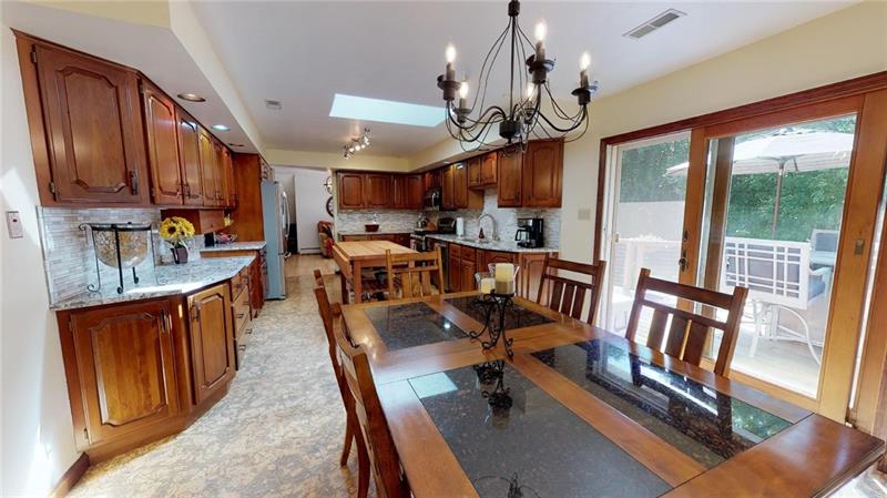 5393 Hardt Road Gibsonia, PA 15044 - Photo 6 of 25 Gallery Image 6