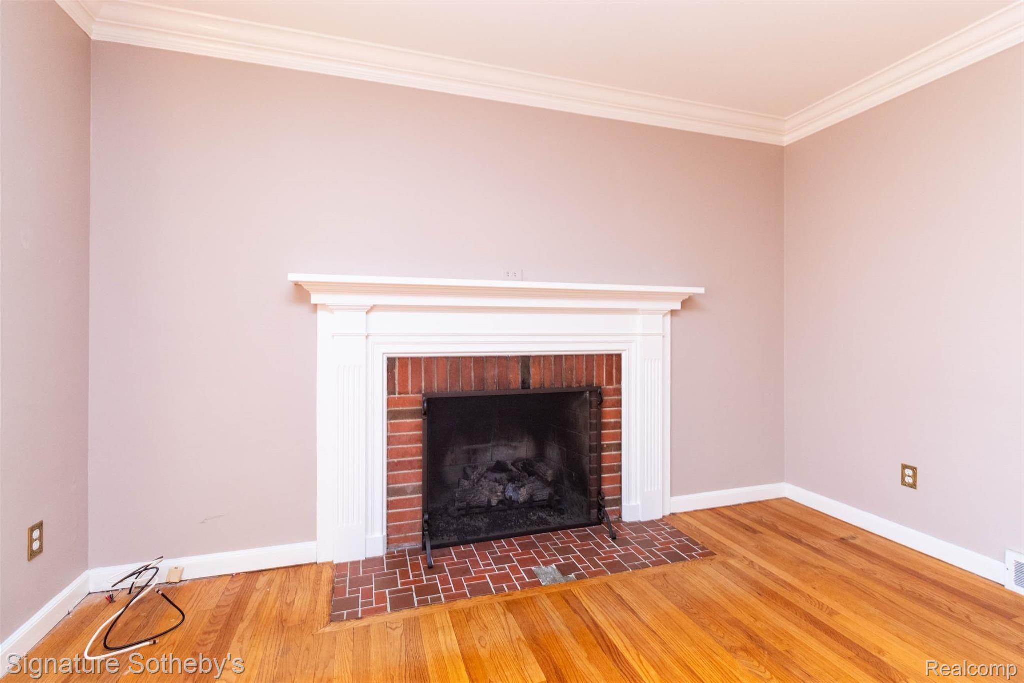 4175 Kenmore Road Berkley, MI 48072 - Photo 7 of 44 13.jpg