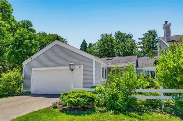 $515,000 | 15 Oak Creek Trail, Madison, WI 53717