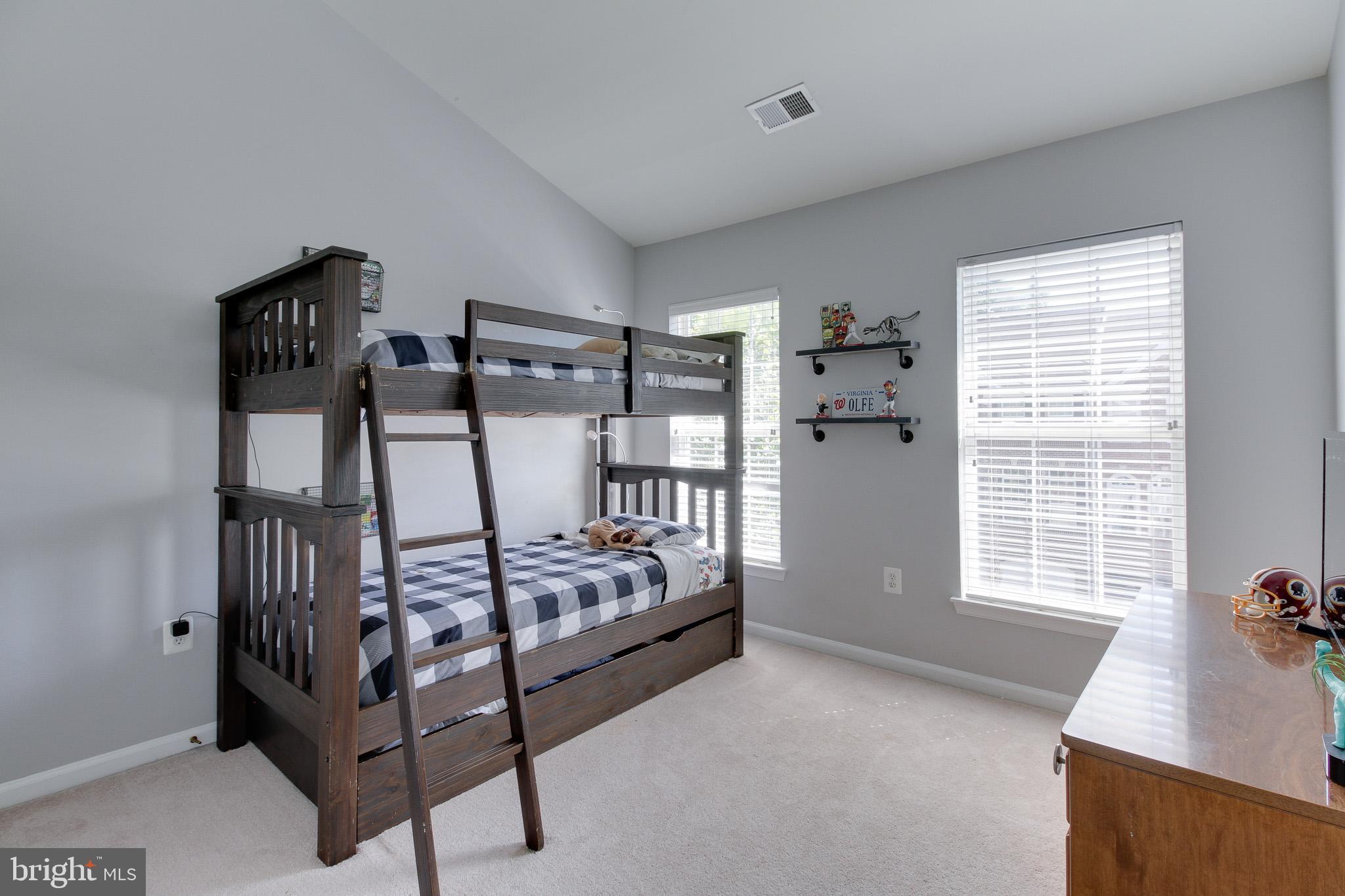 18291 Tupelo Ridge Terrace Leesburg, VA 20176 - Photo 22 of 30 Gallery Image 22