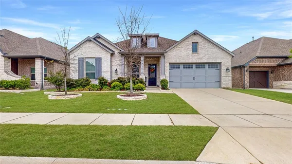 $450,000 | 2137 Devonblue Drive, Forney, TX 75126