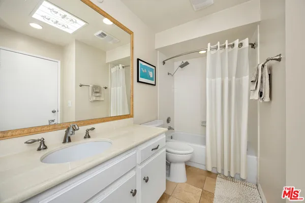 $518,000 | 4295 VÃa Arbolada, Unit 312, Los Angeles, CA 90042