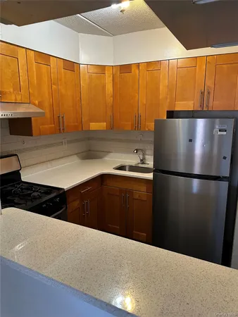 $2,450 | 42-42 Union Street, Unit 4C | Flushing