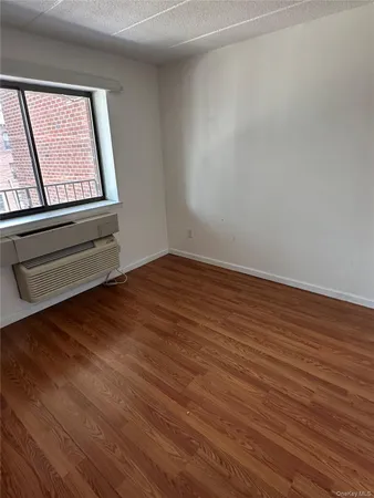 $2,450 | 42-42 Union Street, Unit 4C | Flushing