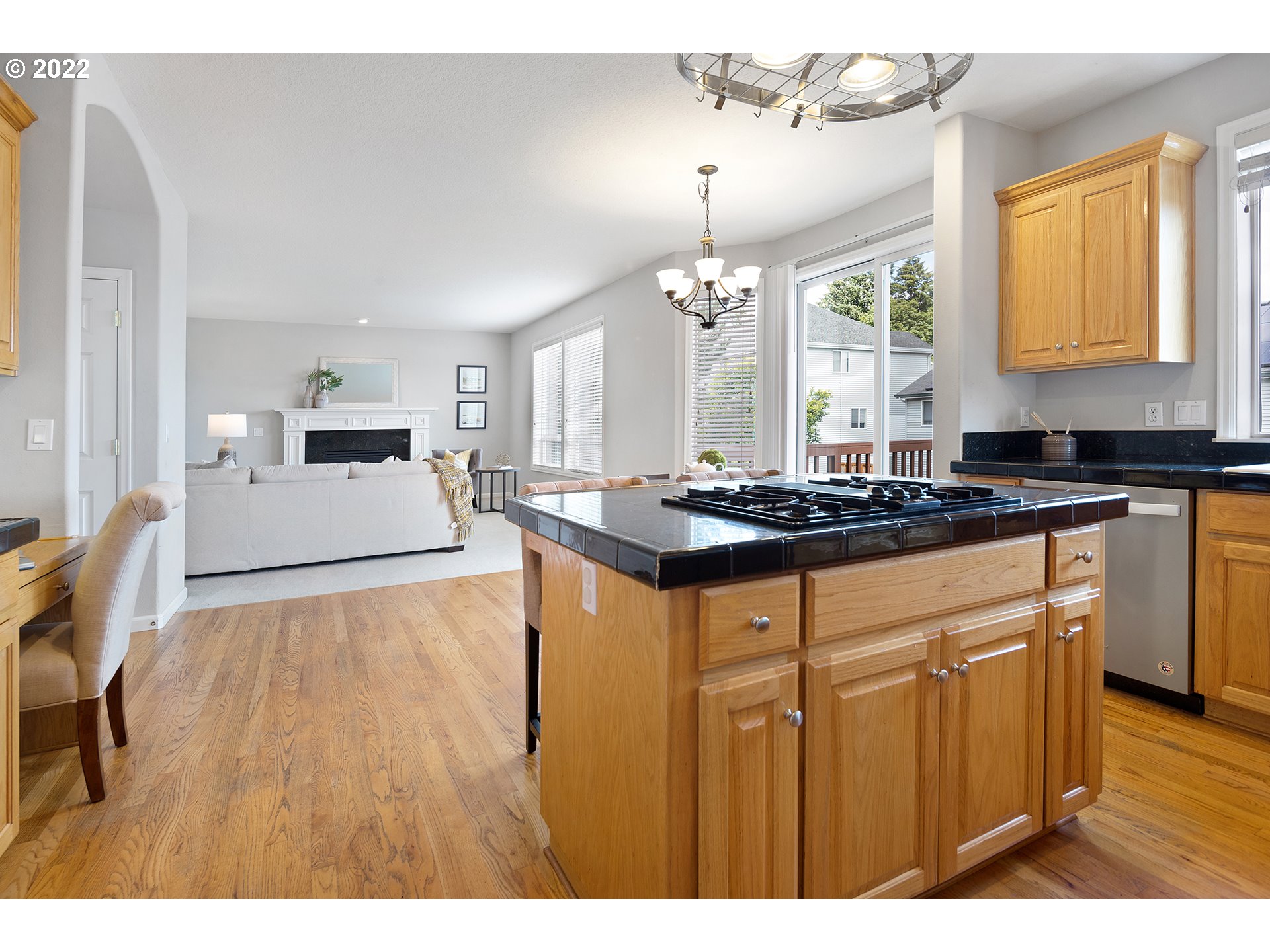 16454 Southwest Cornelian Way Beaverton, OR 97007 - Photo 13 of 32