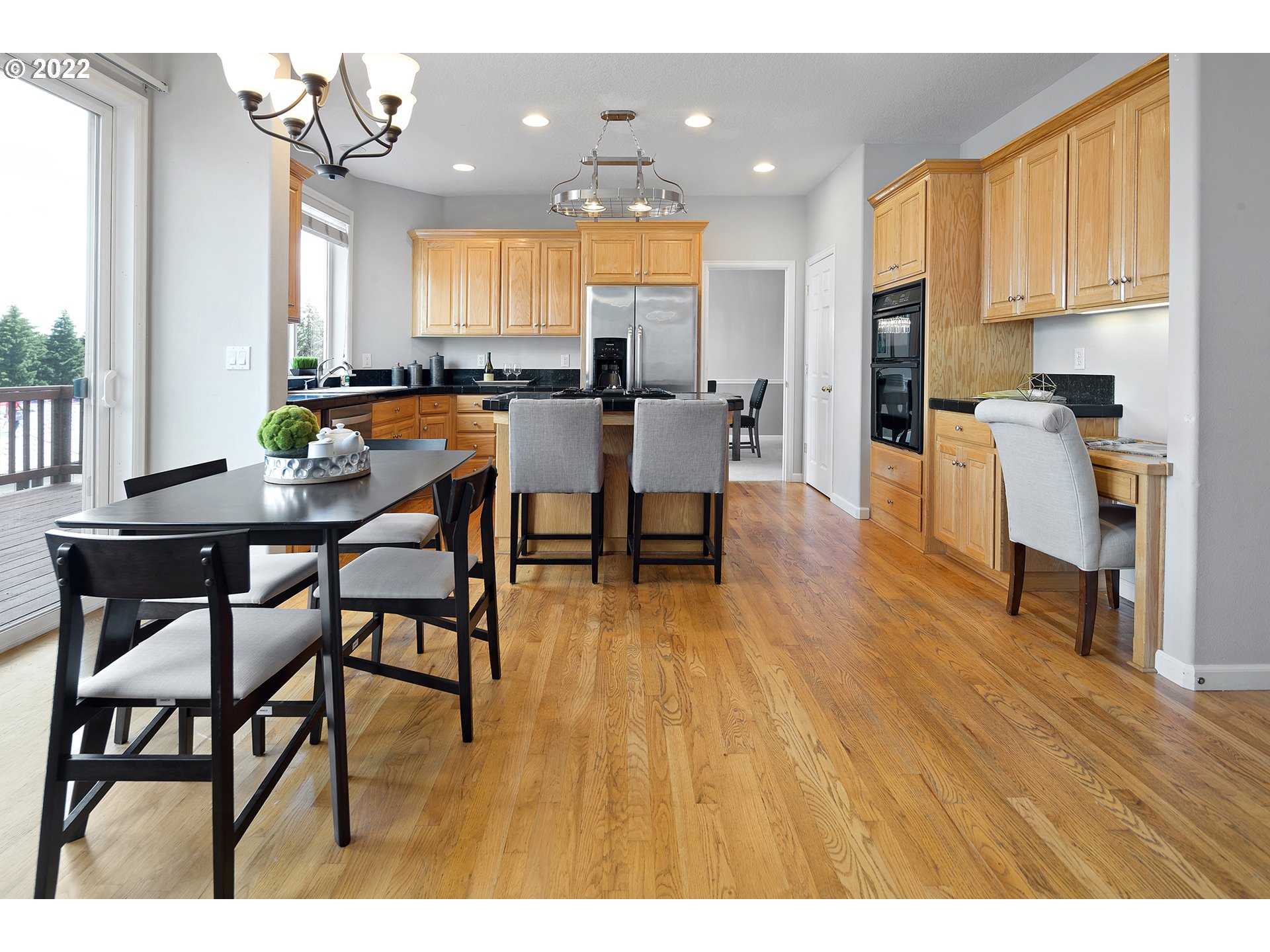 16454 Southwest Cornelian Way Beaverton, OR 97007 - Photo 8 of 32