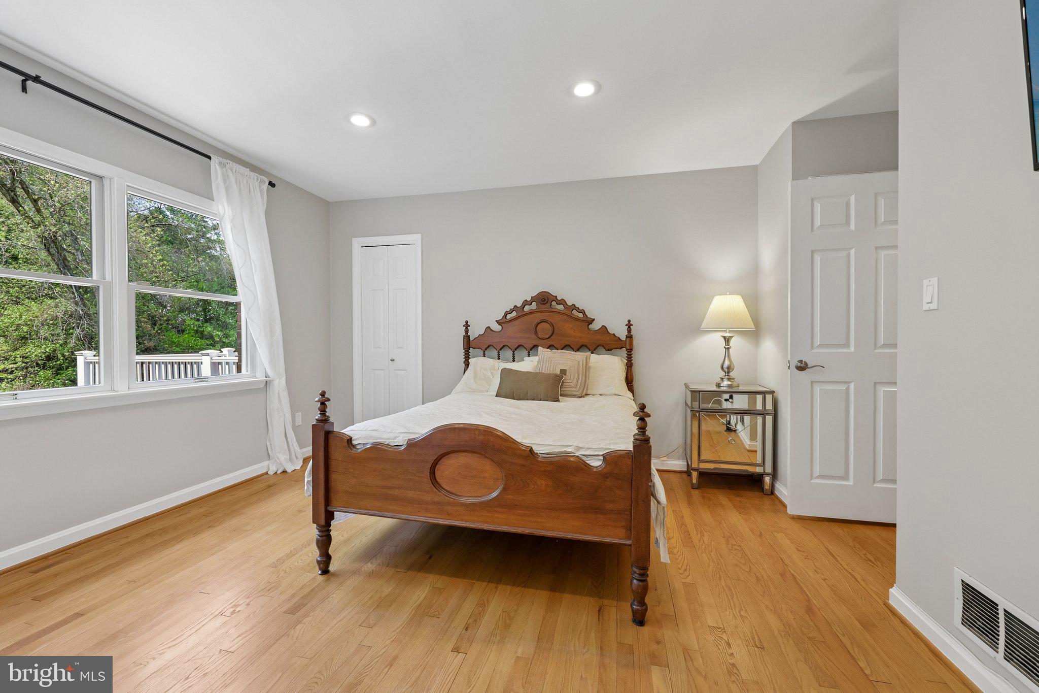 10410 Gary Road Potomac, MD 20854 - Photo 30 of 67 Gallery Image 30