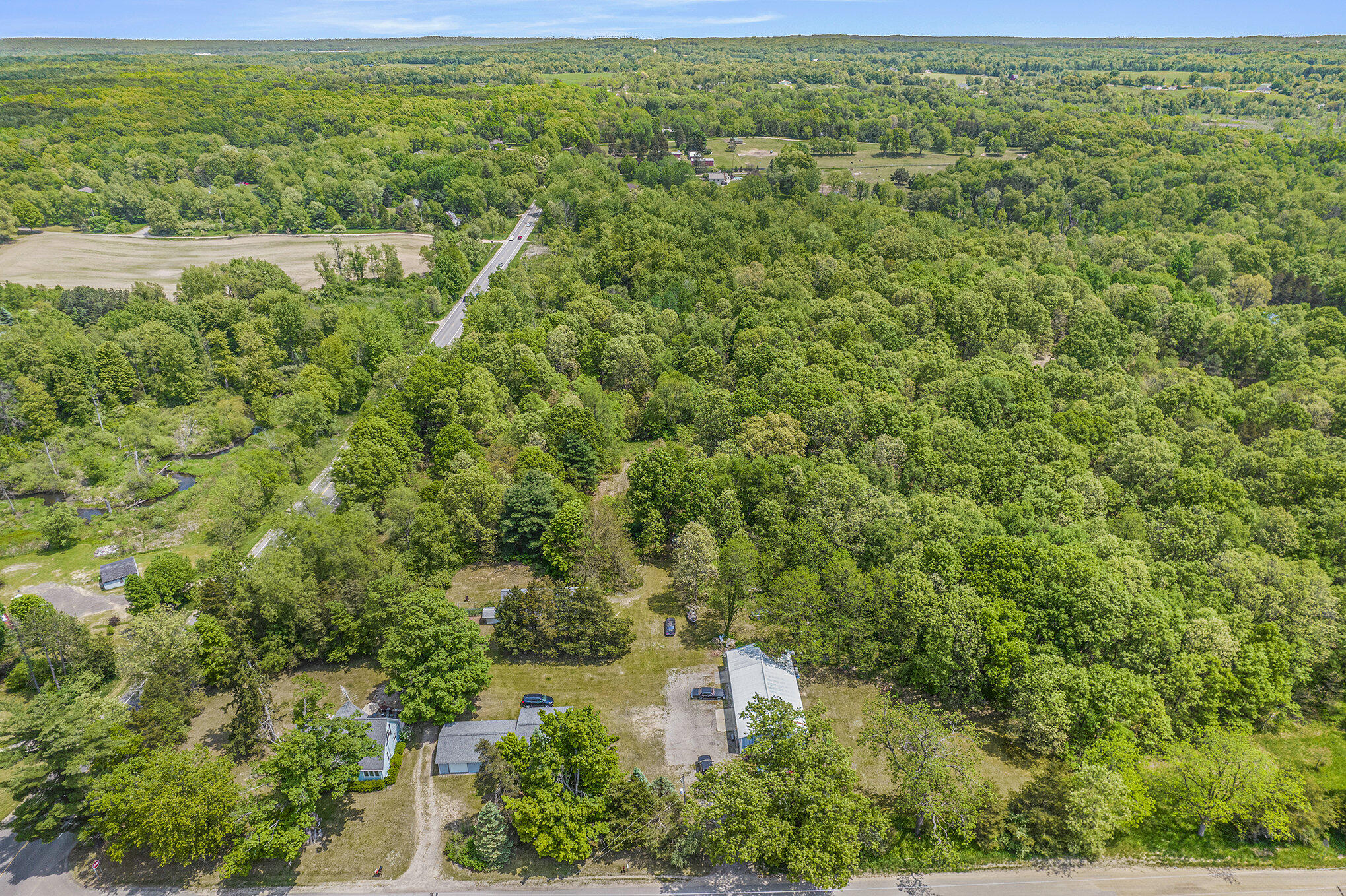 519 South Whitmore Road Hastings, MI 49058 - Photo 43 of 48 044_dji_0026