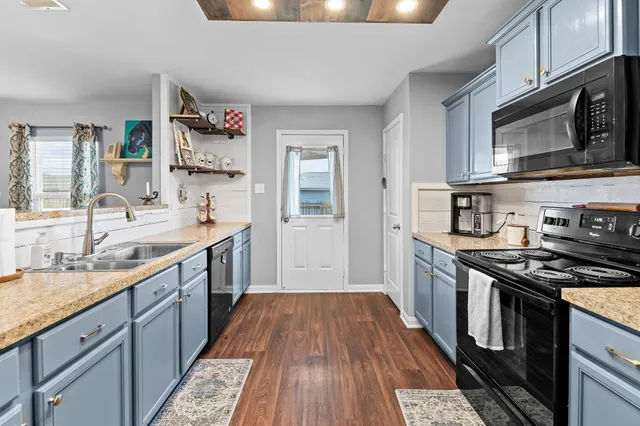 $225,000 | 100 Wincliff Cove, Unit 13D, Jarrell, TX 76537