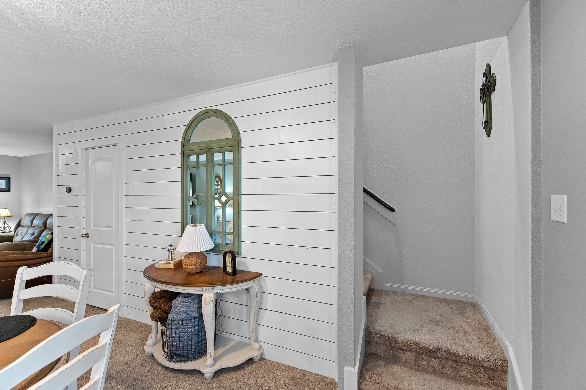 100 Wincliff Cove, Unit 13D Jarrell, TX 76537 - Photo 16 of 40 a view of entryway with kitchen