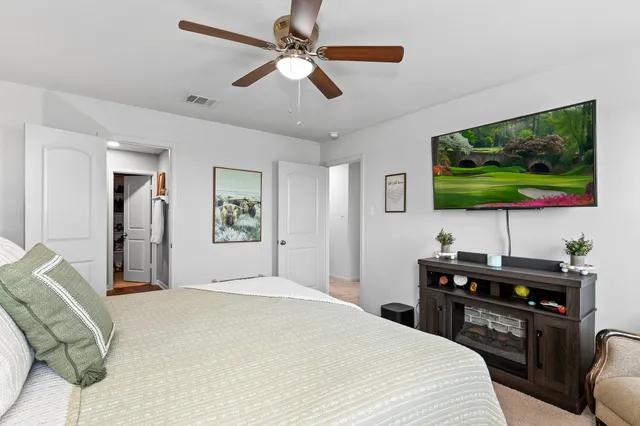 $225,000 | 100 Wincliff Cove, Unit 13D, Jarrell, TX 76537