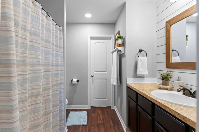 $225,000 | 100 Wincliff Cove, Unit 13D, Jarrell, TX 76537