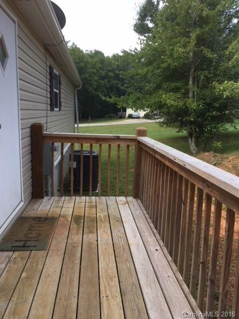 2403 Pace Road Hendersonville, NC 28792 - Photo 6 of 19