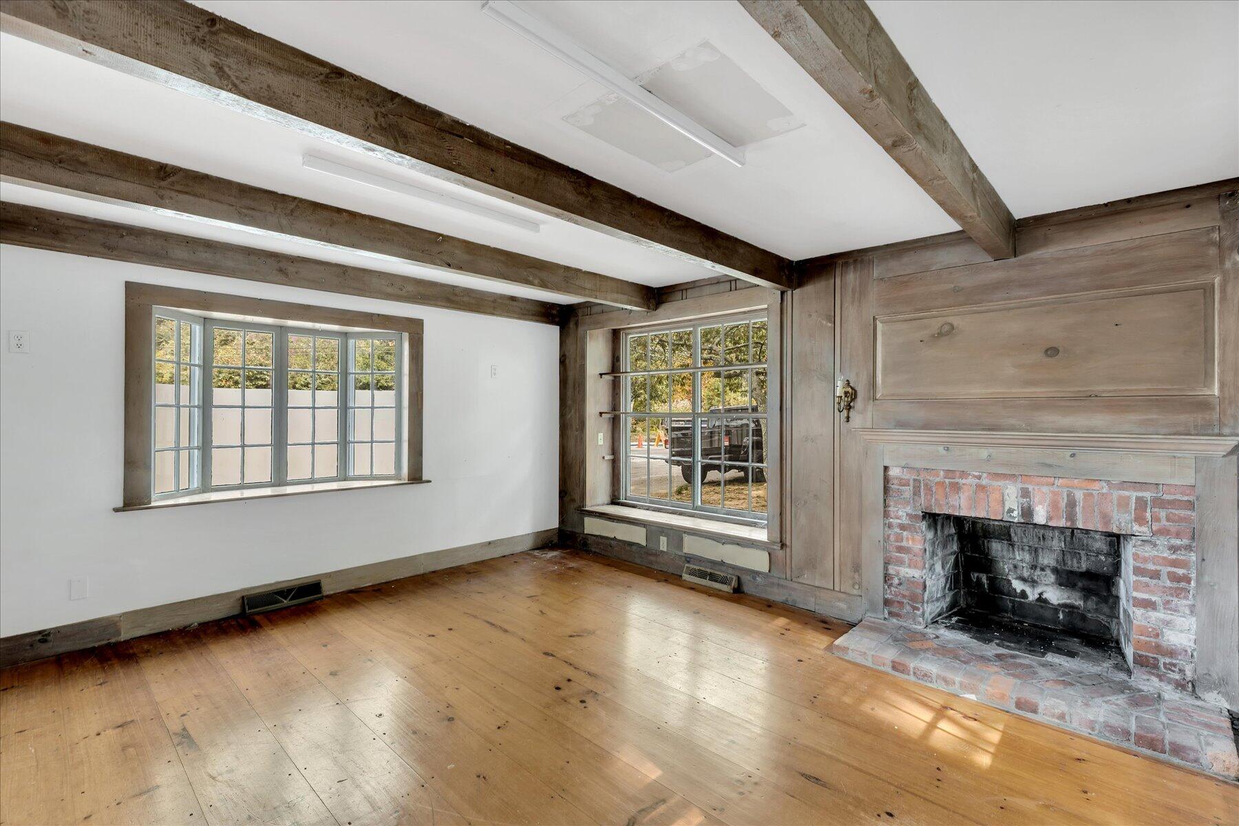 255 Lower County Road Dennis Port, MA 02639 - Photo 4 of 25 39-Y1A7693