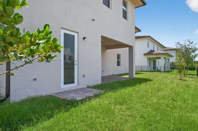 $1,399,900 | 4421 Southwest 123rd Avenue, Davie, FL 33330