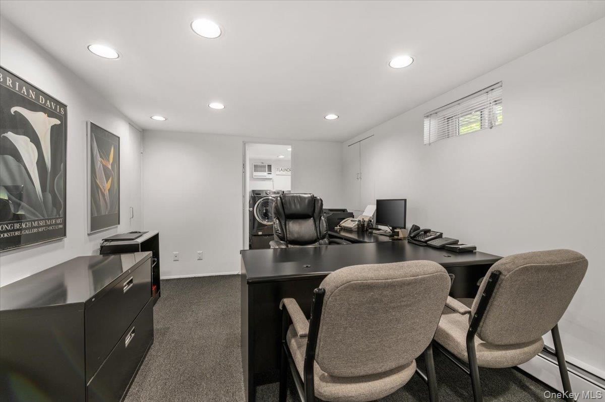 24 Mesa Road Syosset, NY 11791 - Photo 33 of 45