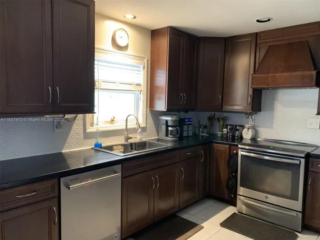 $790,000 | 11001 Southwest 172nd Terrace, Miami, FL 33157