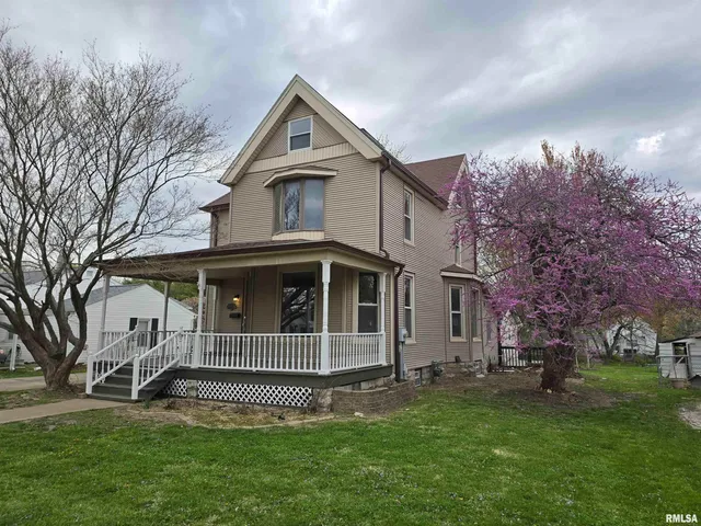 $135,000 | 245 Cherry Street, Carthage, IL 62321
