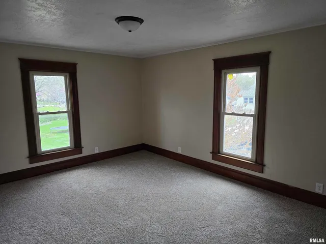 $135,000 | 245 Cherry Street, Carthage, IL 62321