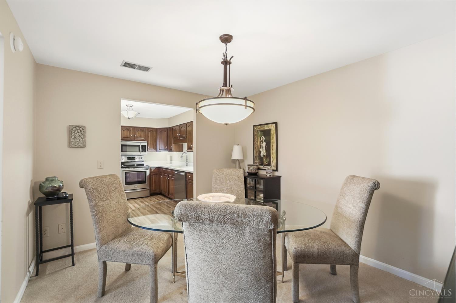 5346 Werk Road, Unit D4 Cincinnati, OH 45248 - Photo 17 of 37