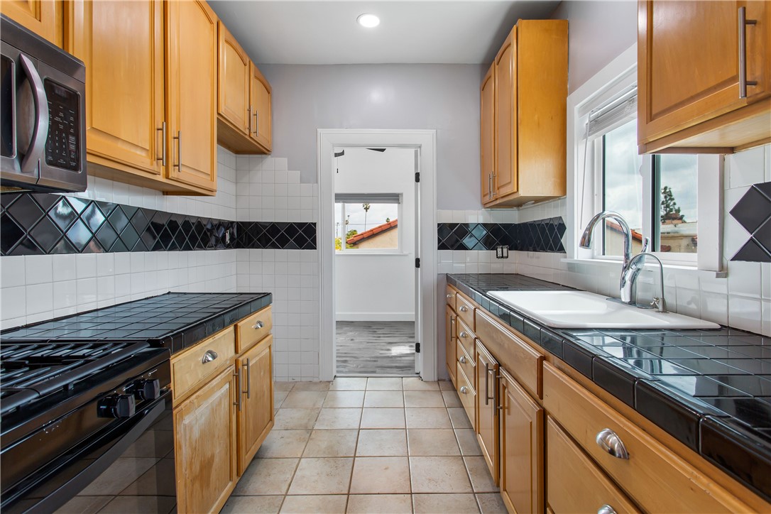 428 San Pasqual Drive Alhambra, CA 91801 - Photo 9 of 13