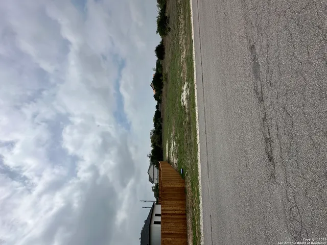 $75,900 | 342 South Calvin Barrett, Blanco, TX 78606