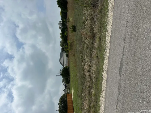 $75,900 | 342 South Calvin Barrett, Blanco, TX 78606