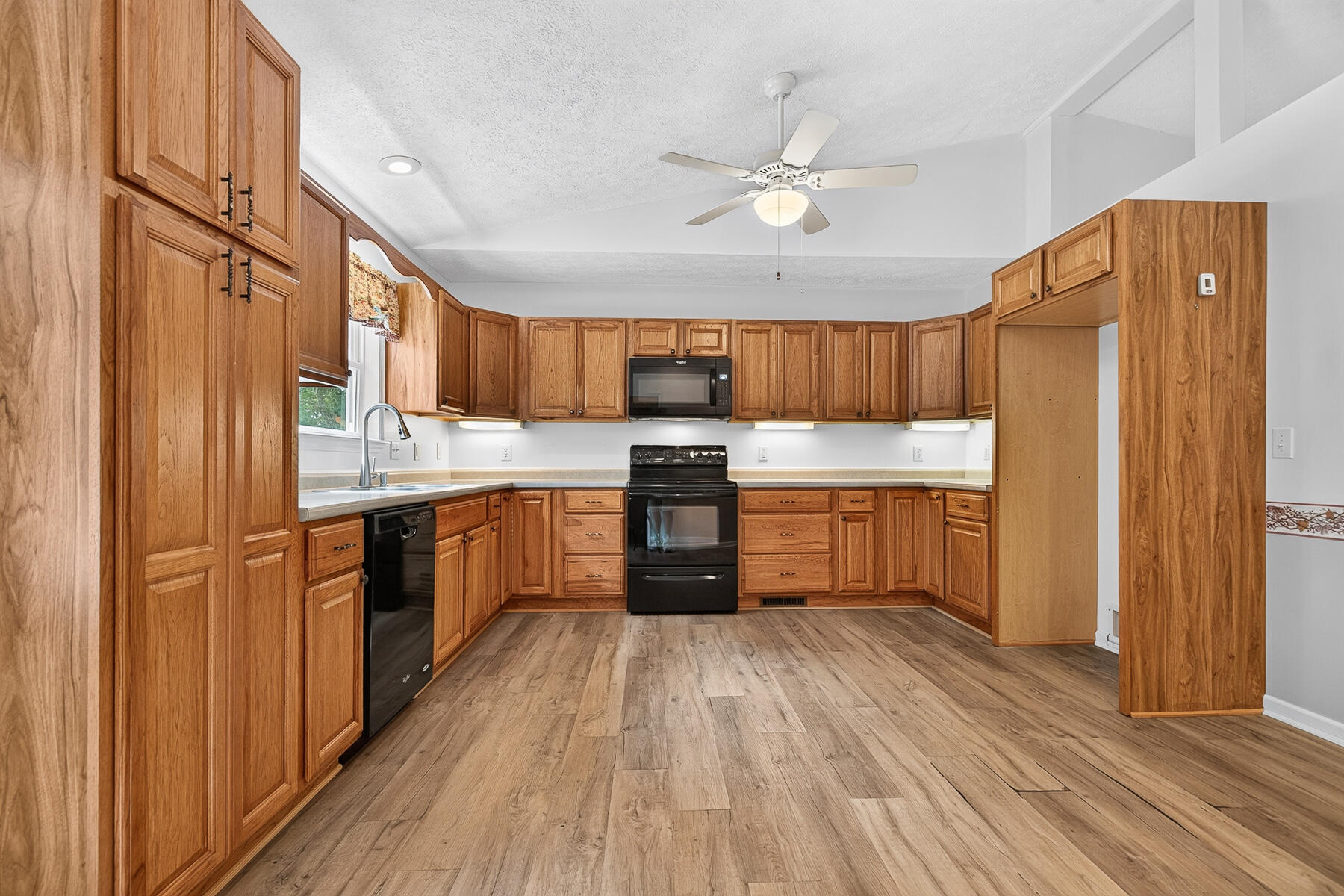 1104 Longpoint Road Cross, SC 29436 - Photo 24 of 81 MD-37