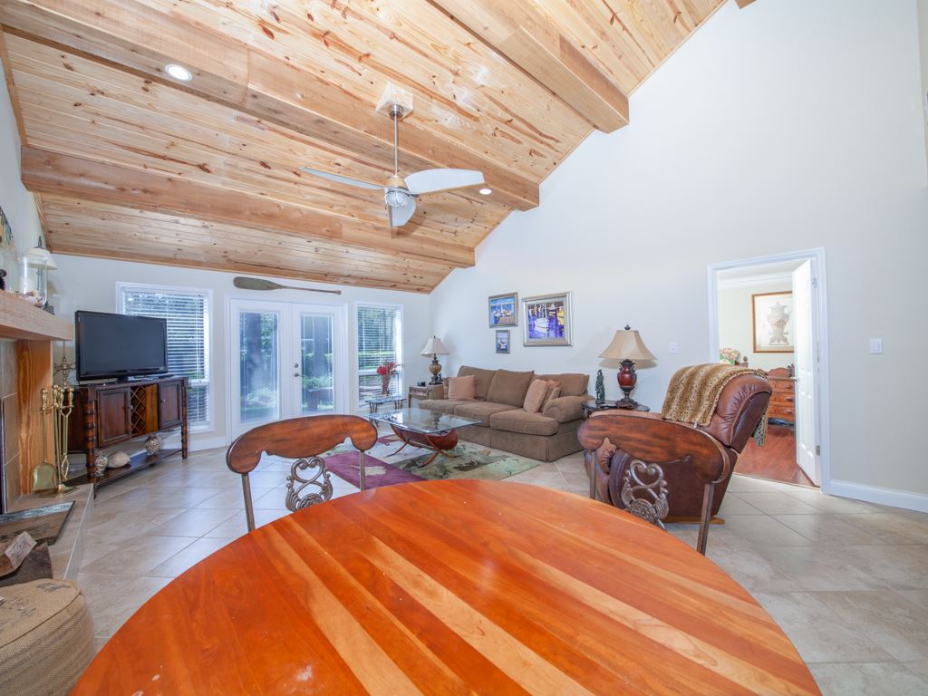 1701 Regency Road, Unit 112 Gulf Shores, AL 36542 - Photo 19 of 33 Great Room View
