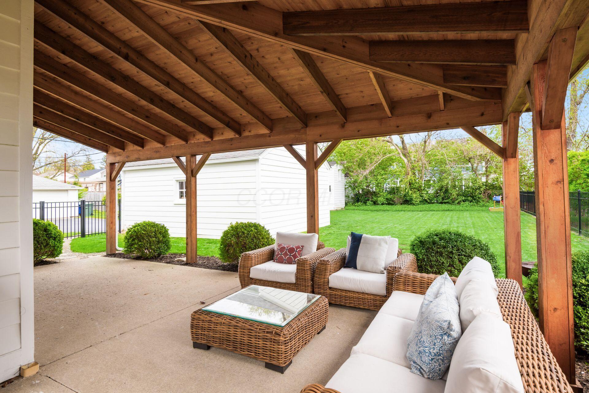 432 South Chesterfield Road Columbus, OH 43209 - Photo 44 of 60 Covered Patio