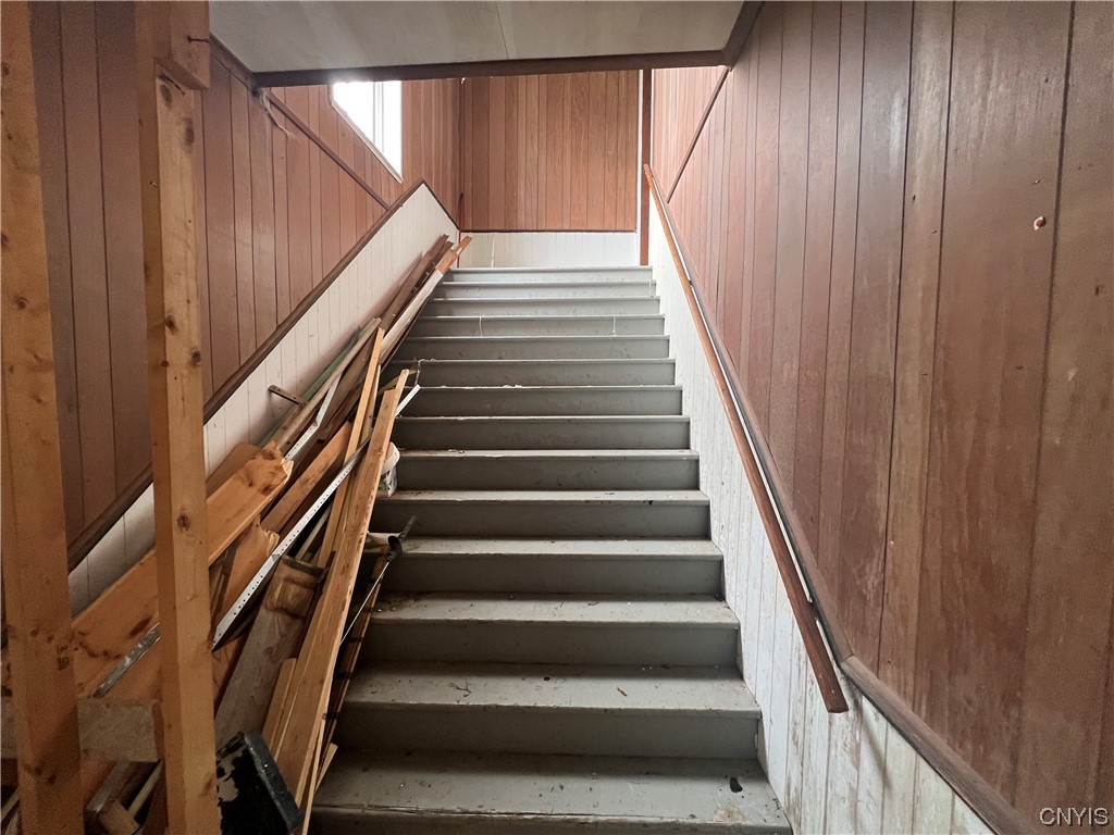 606 West Dryden Road Dryden, NY 13068 - Photo 21 of 25 Stairwell