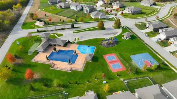 $457,900 | 20916 West 190th Pl Spring Hill, Spring Hill, KS 66083