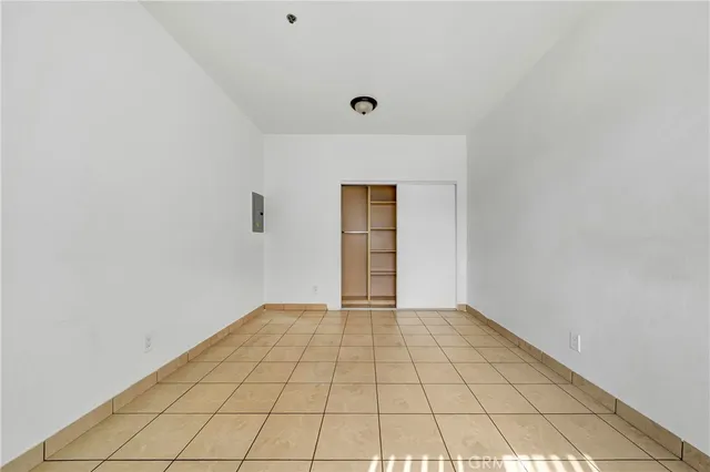 $1,870 | 316 South New Hampshire Avenue, Unit 302, Los Angeles, CA 90020