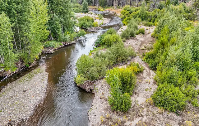 a view of outdoor space and city view