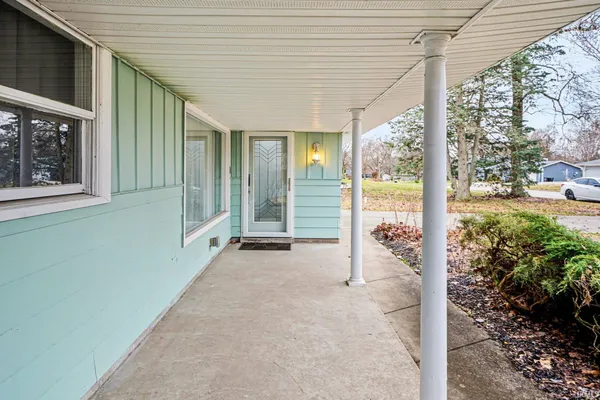 $269,000 | 52770 Arbor Drive, South Bend, IN 46635