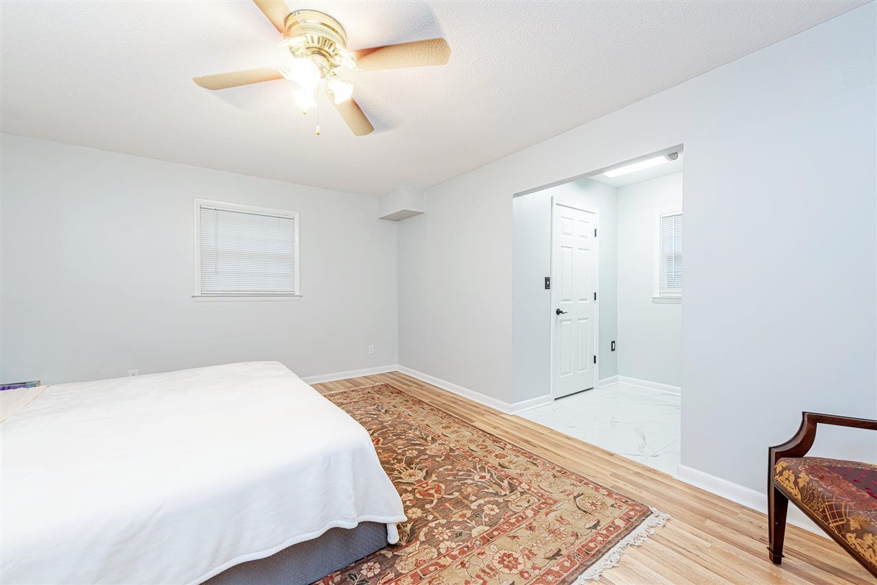 11617 Strickland Road Raleigh, NC 27613 - Photo 20 of 28 Photo 20