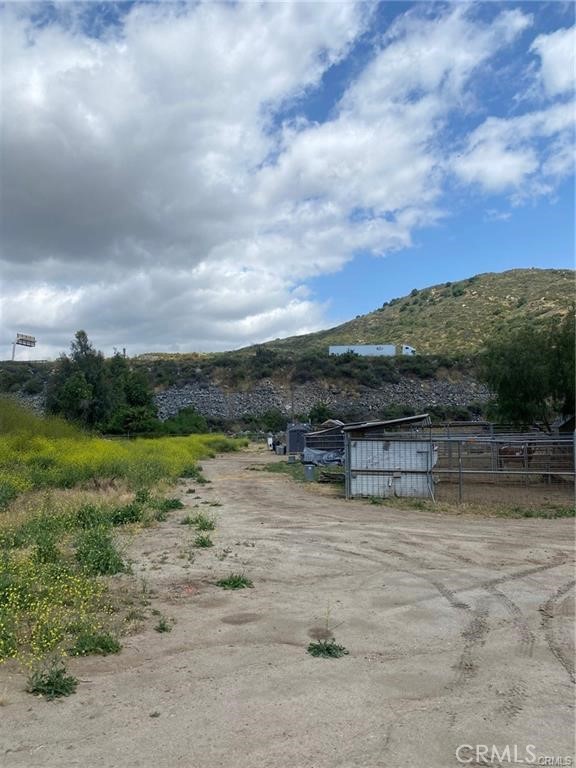 0 Cristo Rey Bonsall, CA 92003 - Photo 7 of 8 a view of a lake with a yard