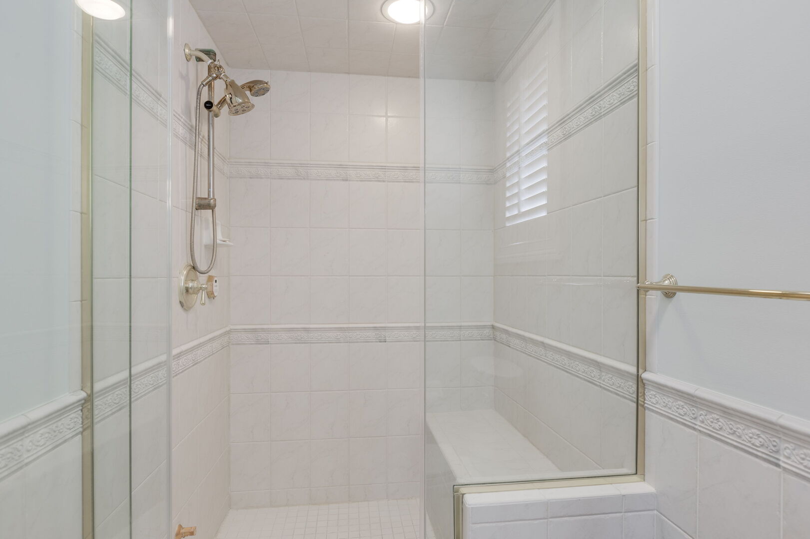 209 Carriage Trail Barrington, IL 60010 - Photo 18 of 42 a bathroom with a shower
