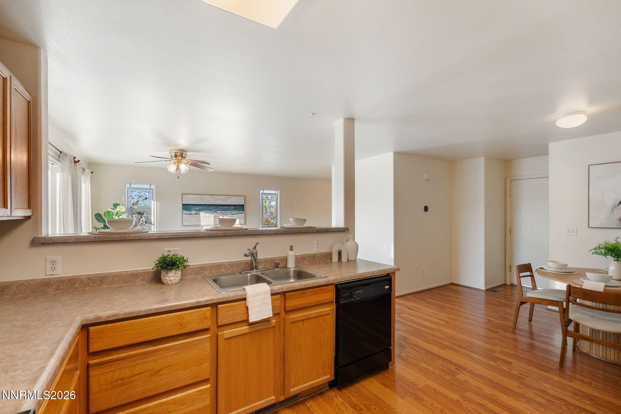 8821 Sunset Breeze Drive Reno, NV 89506 - Photo 16 of 35 21-web-or-mls-DSC02152